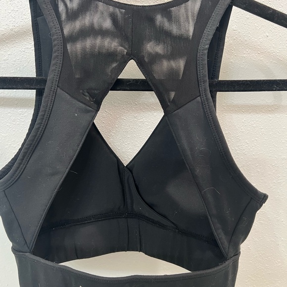 Gym shark/lululemon sports bra XS - Picture 3 of 8